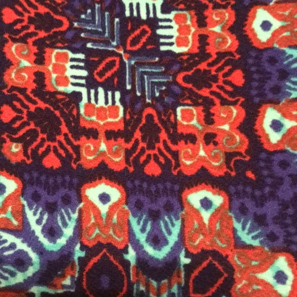 LuLaRoe Cassie Skirt Size Medium - Picture 4 of 4